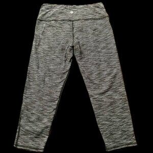 Women's Athleta gray space dye capri athletic leggings size small
